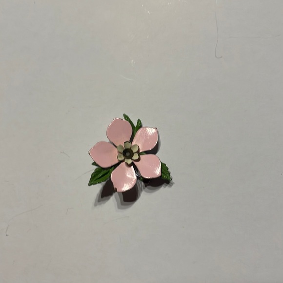 Vintage Pink Dogwood Pin - Picture 3 of 3